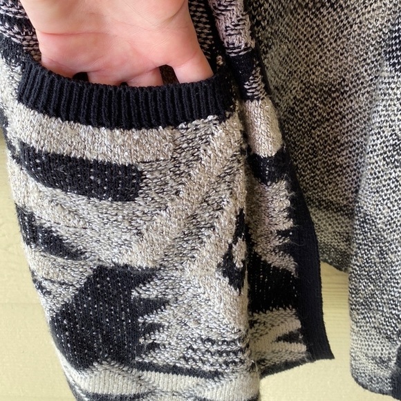 Lucky Brand Geometric Open Front Drape Cardigan Black/Gray - Picture 4 of 11